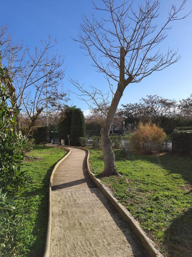 Studio 16 Le Cap D'Agde Avec Parking Prive Proche Du Centre Εξωτερικό φωτογραφία